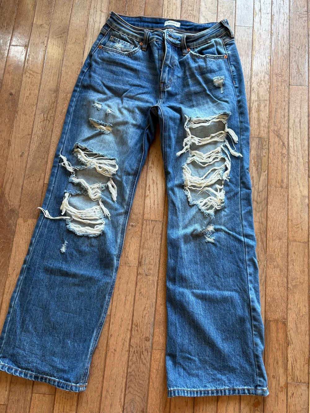 Womens Artemis Vintage ripped jeans size 9/28